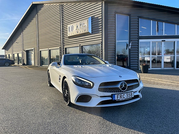 Mercedes-Benz SL400 2 of 5