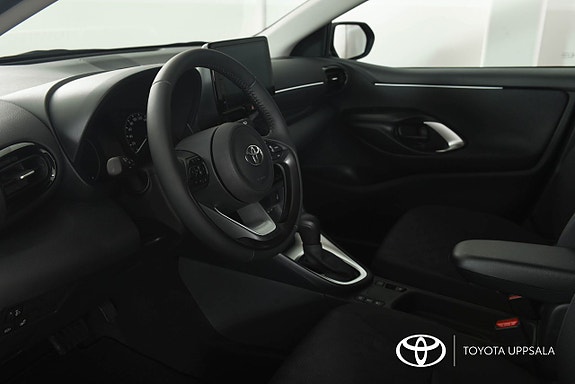 Toyota Yaris 6 of 11