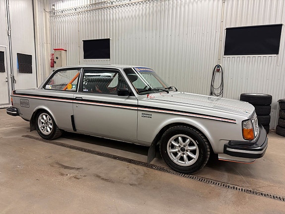 Volvo 242 5 of 5