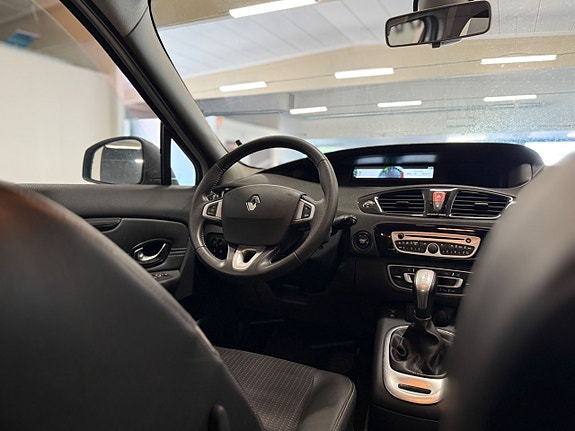 Renault Scenic III 10 of 13