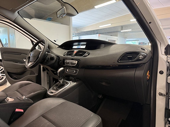Renault Scenic III 9 of 13