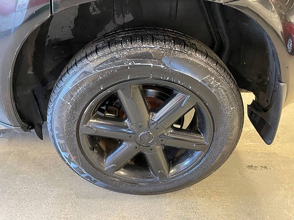 Nissan Murano 17 of 19