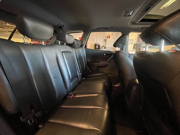Nissan Murano 16 of 19