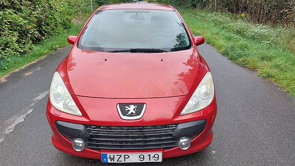 Peugeot 307 9 of 16