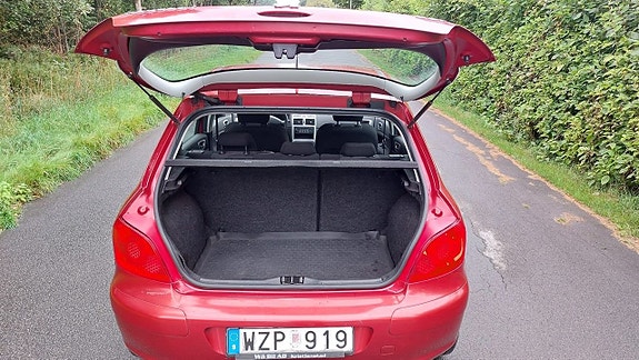 Peugeot 307 8 of 16