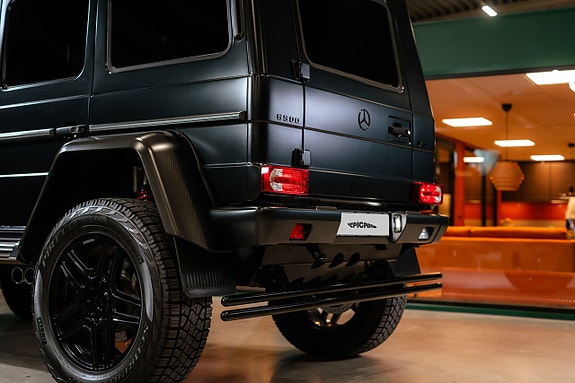 Mercedes-Benz G500 8 of 27
