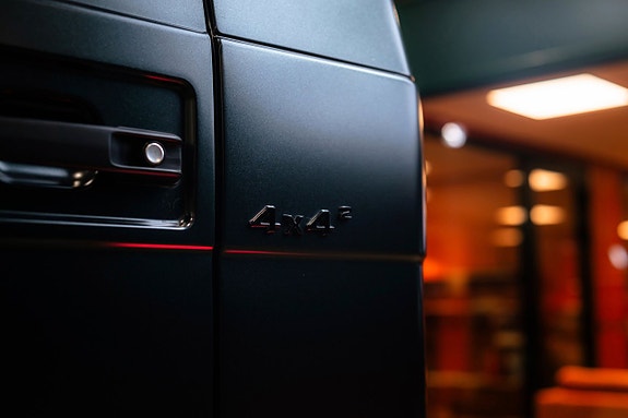 Mercedes-Benz G500 11 of 27
