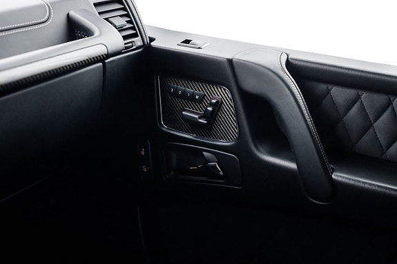 Mercedes-Benz G500 21 of 27