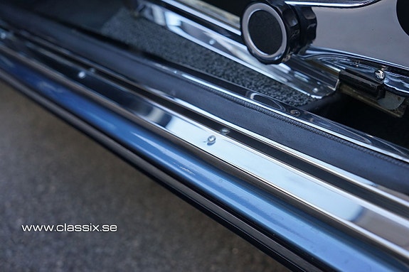 BMW 3.0 CSI 8 of 25