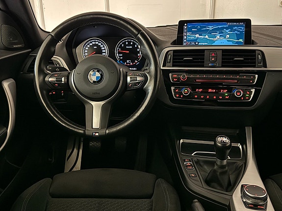 BMW M240i 12 of 26