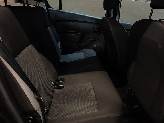 Dacia Sandero 11 of 19