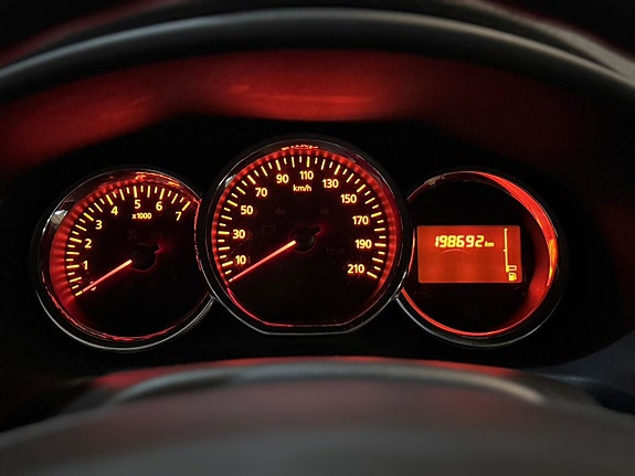 Dacia Sandero 15 of 19