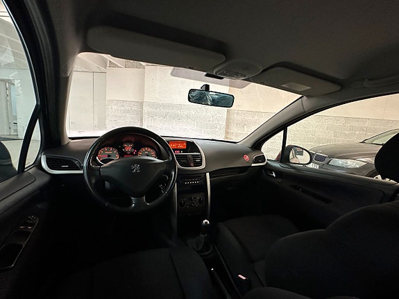 Peugeot 207 9 of 9