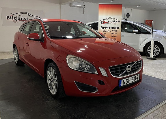 Volvo V60 3 of 5