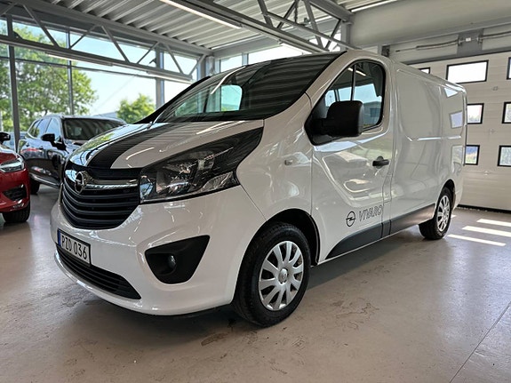Opel Vivaro 4 of 5