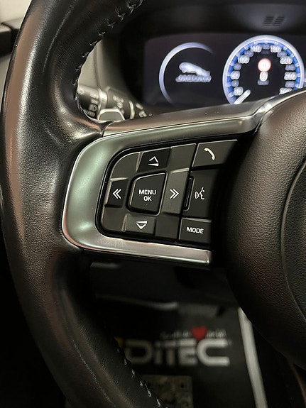 Jaguar F-PACE 20 of 25