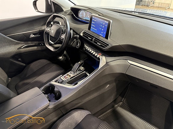 Peugeot 3008 9 of 18