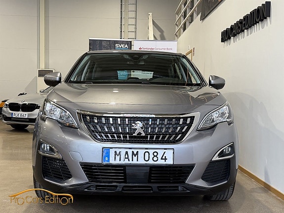 Peugeot 3008 2 of 5