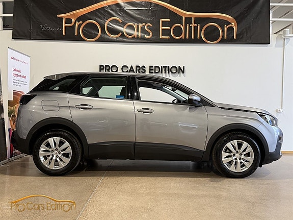 Peugeot 3008 3 of 5