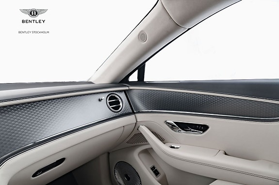 Bentley Flying Spur 14 of 26