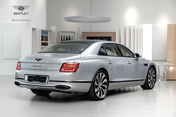 Bentley Flying Spur 4 of 5