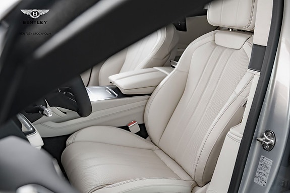Bentley Flying Spur 13 of 26