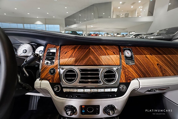 Rolls Royce Wraith 10 of 25