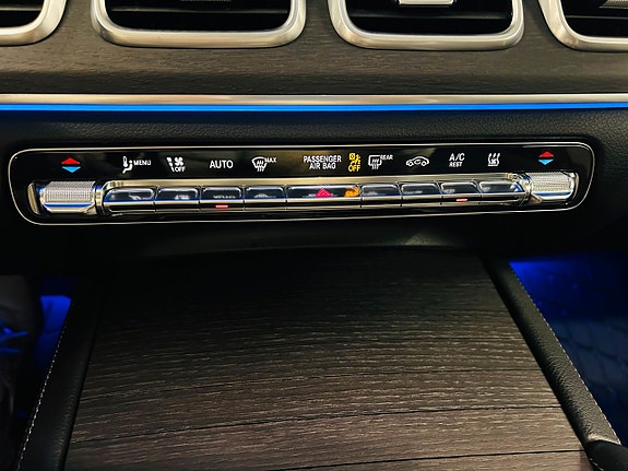 Mercedes-Benz GLE300 d 23 of 28