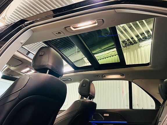Mercedes-Benz GLE300 d 14 of 28