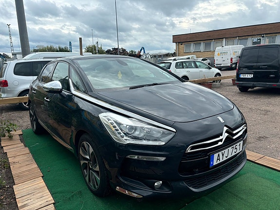 Citroen DS5 2 of 5