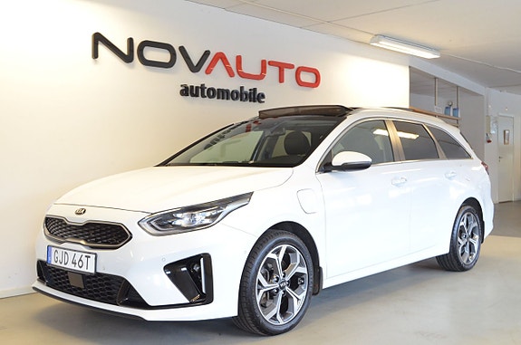 Kia Ceed 3 of 23