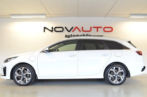 Kia Ceed 4 of 23