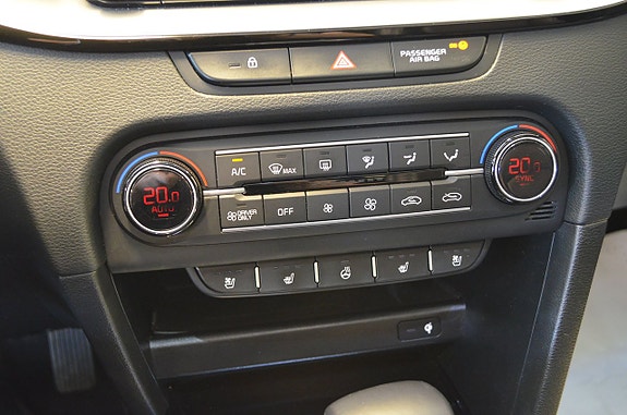 Kia Ceed 11 of 23