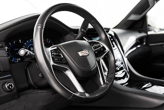 Cadillac Escalade 23 of 23