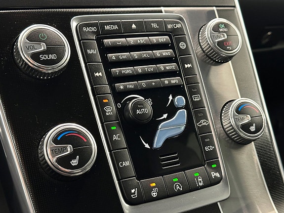 Volvo V60 17 of 27