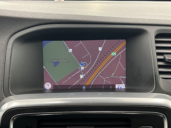 Volvo V60 18 of 27