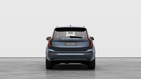 Volvo XC90 4 of 11