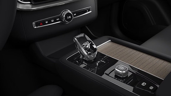 Volvo XC90 10 of 11