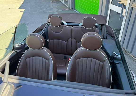 MINI Cooper S 12 of 17