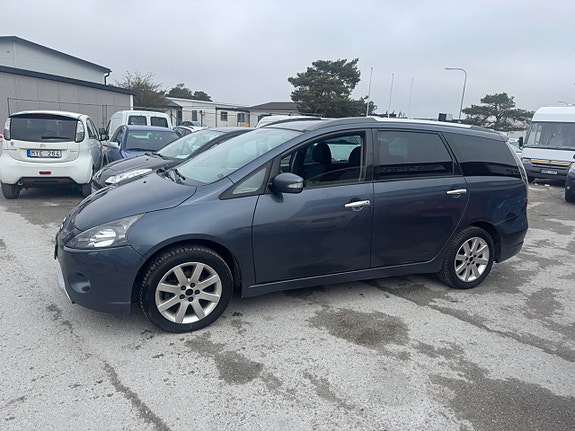 Mitsubishi Grandis 2 of 20