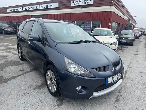 Mitsubishi Grandis 5 of 20