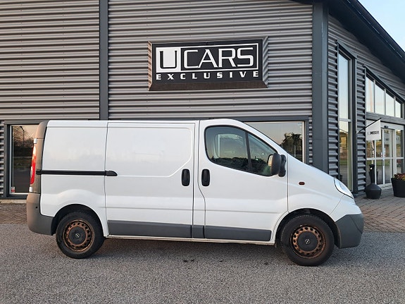 Opel Vivaro 2 of 5