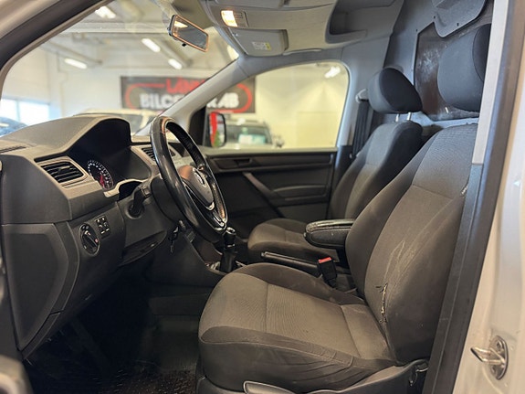 Volkswagen Caddy Maxi 10 of 17