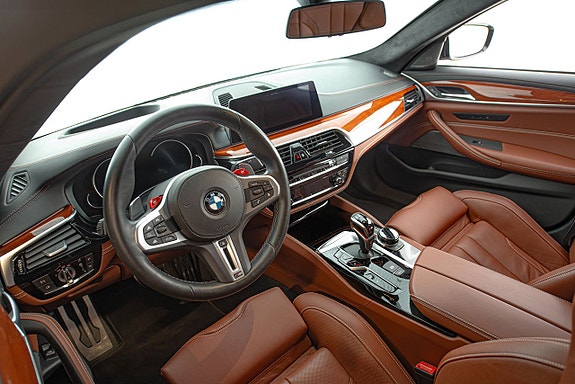 BMW M5 10 of 30