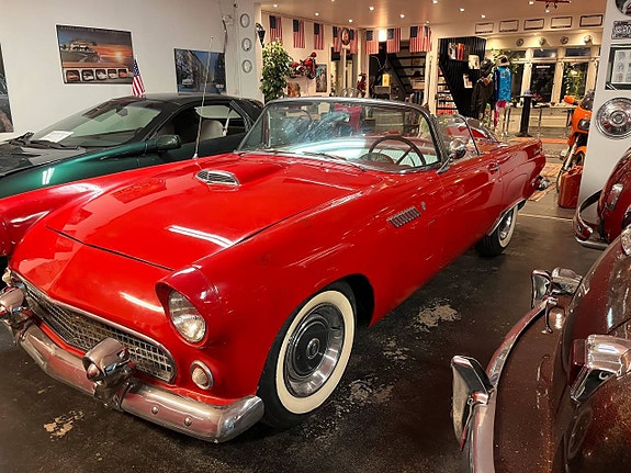 Ford Thunderbird 23 of 23