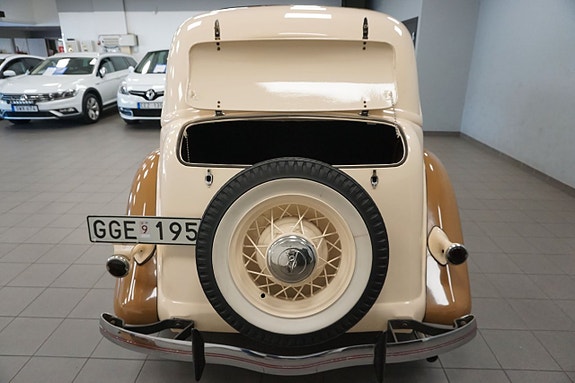Ford Model 48 18 of 30