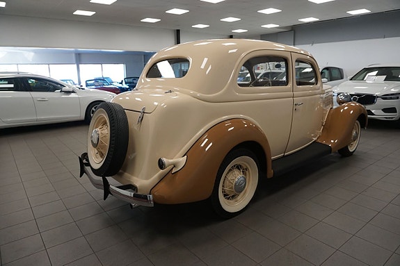 Ford Model 48 7 of 30