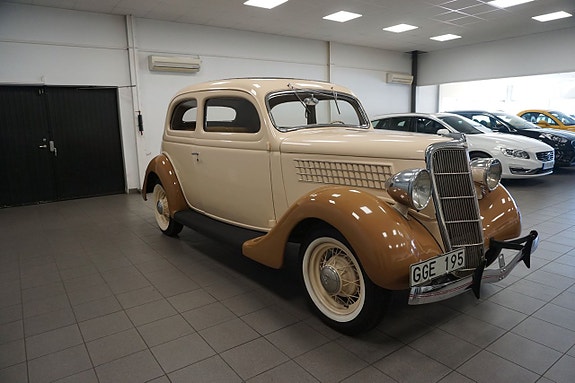 Ford Model 48 4 of 30