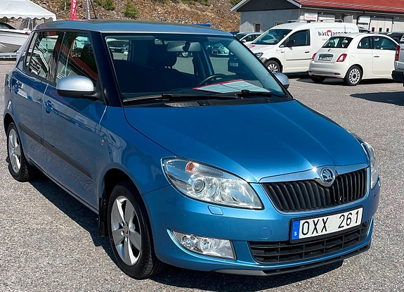 Skoda Fabia 2 of 5
