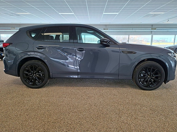 Mazda CX-60 3 of 8